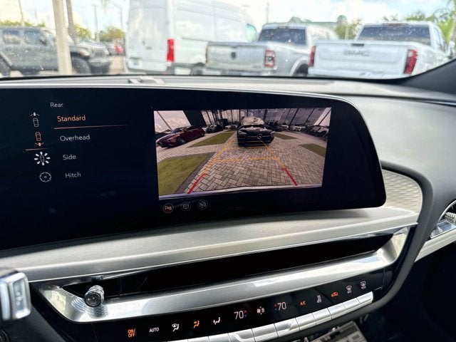 2025 Cadillac LYRIQ Sport
