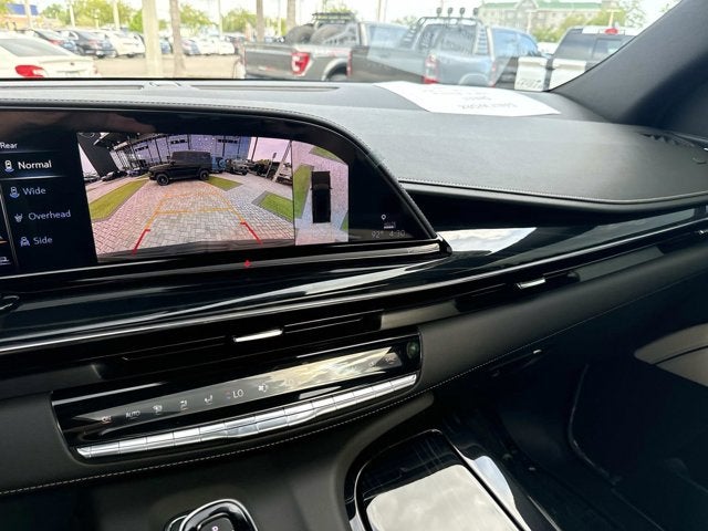 2024 Cadillac Escalade Sport