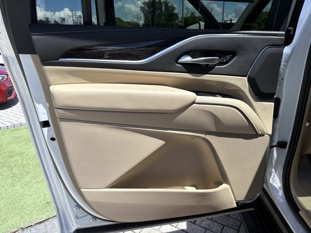 2022 Cadillac Escalade ESV Premium
