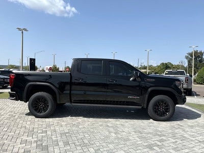 2023 GMC Sierra 1500 AT4X
