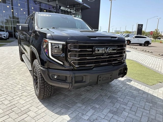 2023 GMC Sierra 1500 AT4X