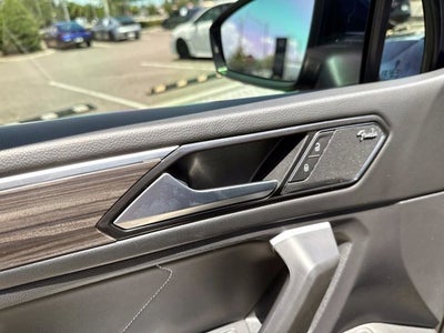 2024 Volkswagen Tiguan 2.0T SEL R-Line