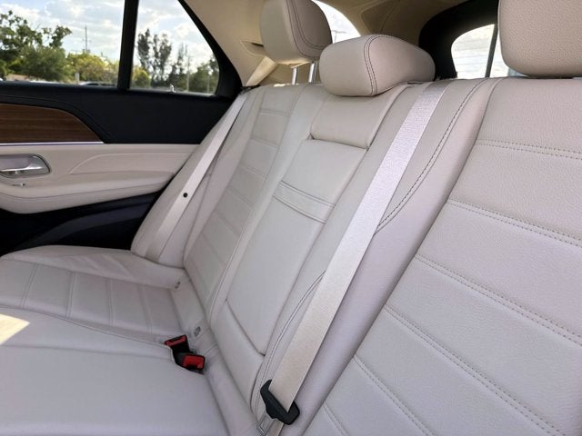 2025 Mercedes-Benz GLE 450