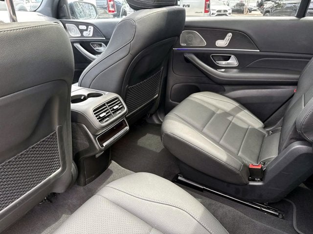 2025 Mercedes-Benz GLS 450