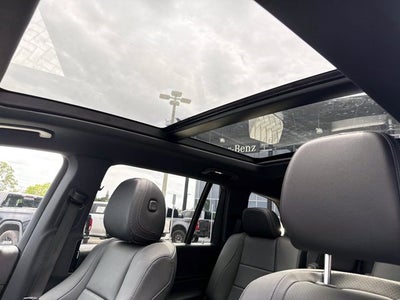 2025 Mercedes-Benz GLS 450