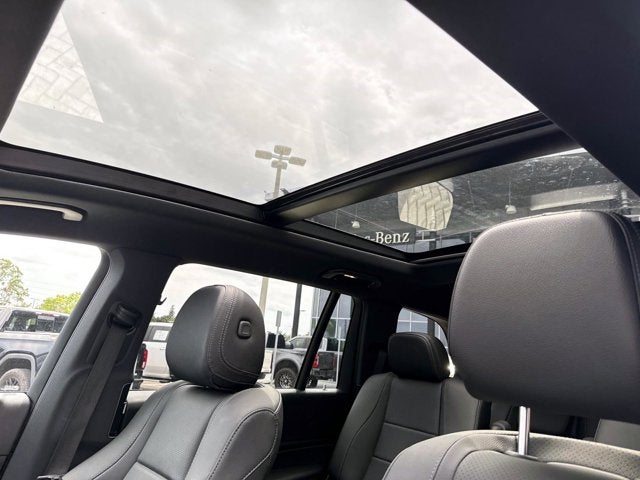 2025 Mercedes-Benz GLS 450