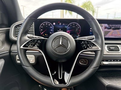 2025 Mercedes-Benz GLS 450