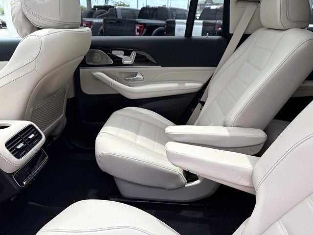 2026 Mercedes-Benz GLS 450