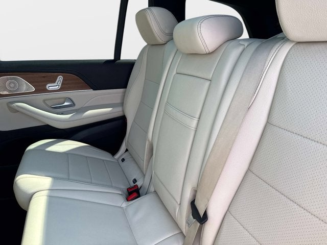 2023 Mercedes-Benz GLS 450