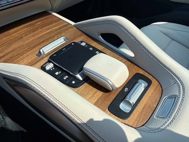 2023 Mercedes-Benz GLS 450