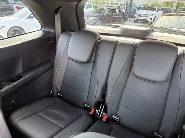 2025 Mercedes-Benz GLS 450