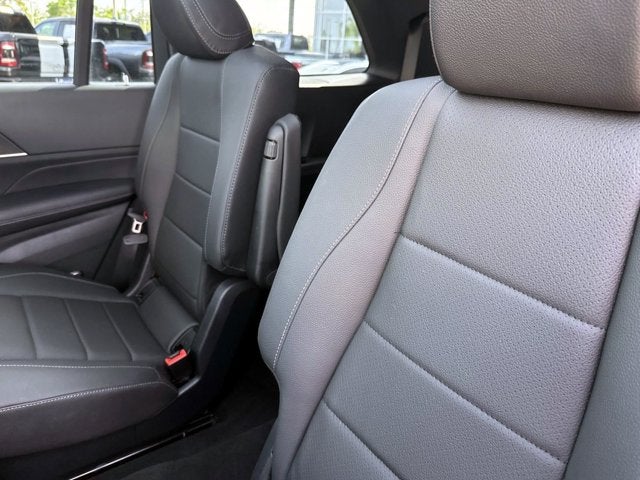 2025 Mercedes-Benz GLS 450