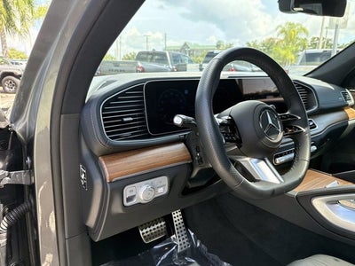 2025 Mercedes-Benz GLS 450