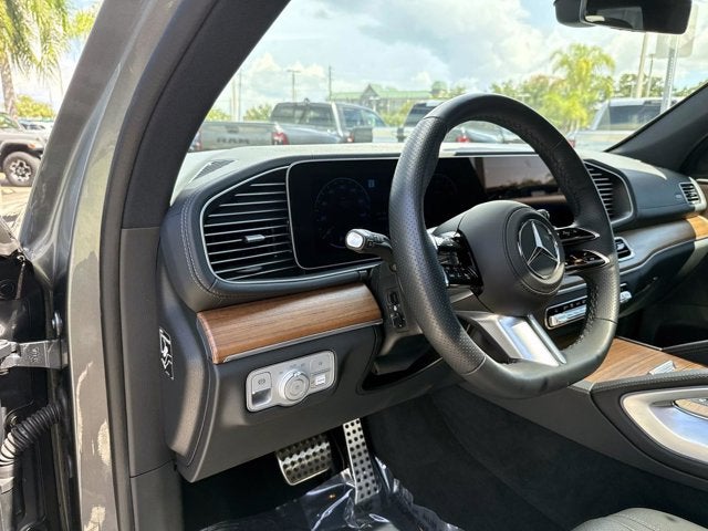 2025 Mercedes-Benz GLS 450