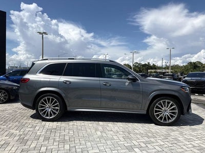 2025 Mercedes-Benz GLS 450