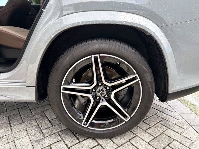 2024 Mercedes-Benz GLS 450