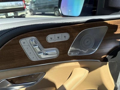 2025 Mercedes-Benz GLS 450