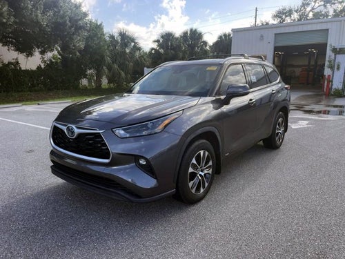 2022 Toyota Highlander XLE