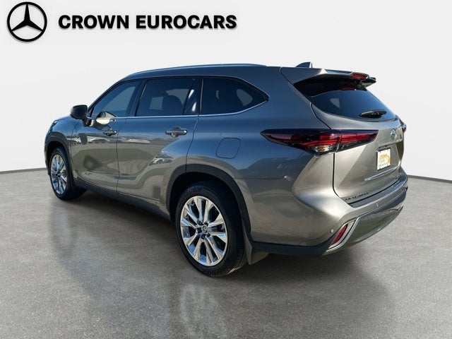 2025 Toyota Highlander LE