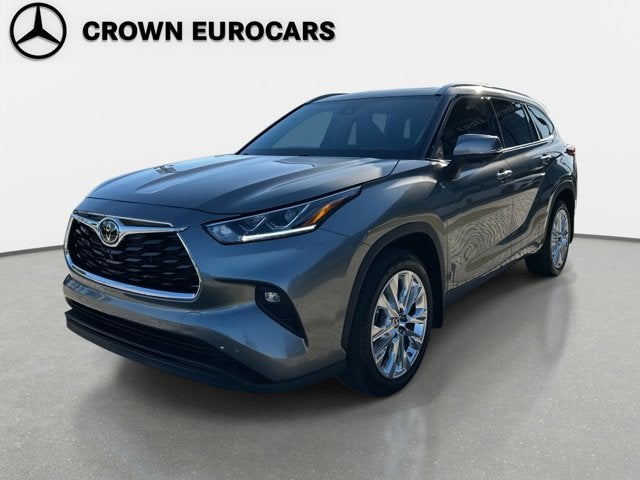 2025 Toyota Highlander LE