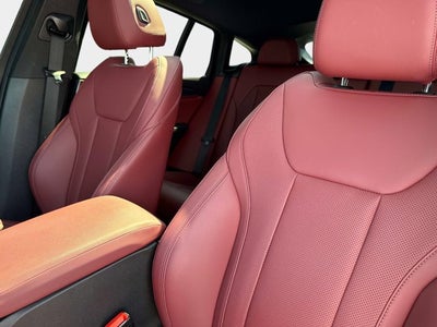 2022 BMW X4 xDrive30i