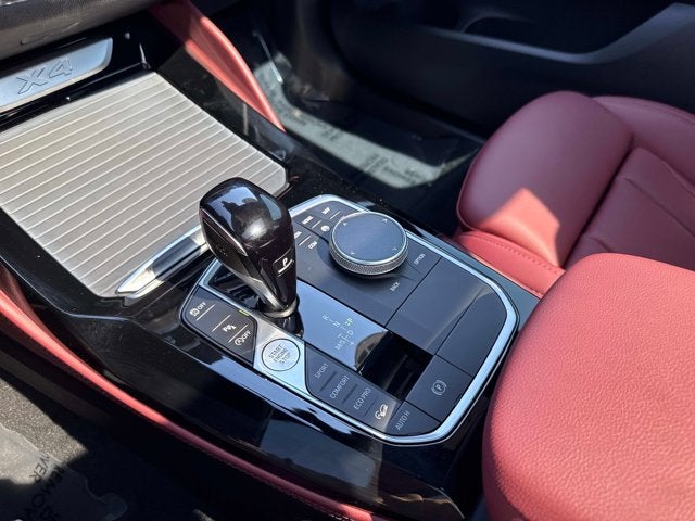 2022 BMW X4 xDrive30i