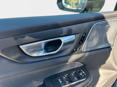 2022 Volvo S60 Recharge Plug-In Hybrid T8 Polestar