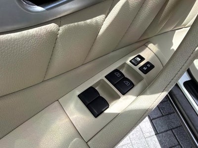2017 INFINITI QX70 Base