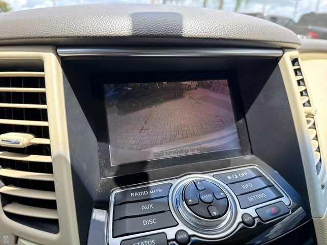 2017 INFINITI QX70 Base