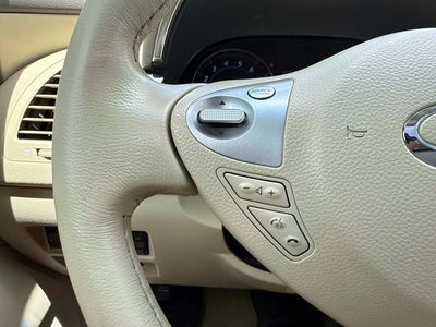 2017 INFINITI QX70 Base