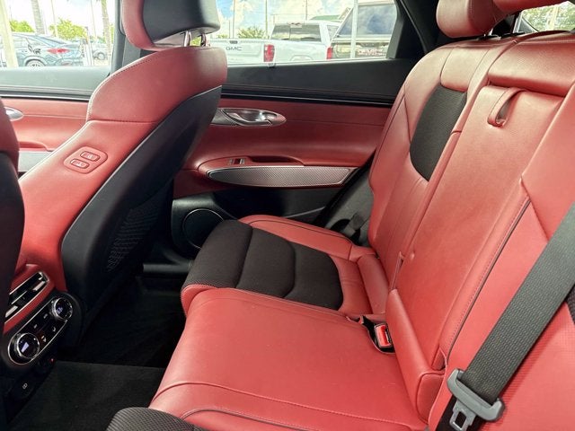 2023 Genesis GV70 2.5T