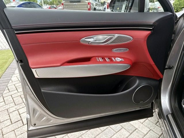2023 Genesis GV70 2.5T