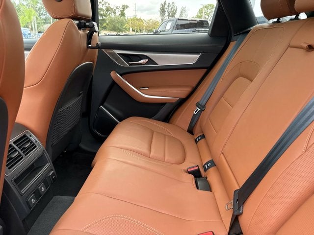 2024 Jaguar F-PACE P250 R-Dynamic S