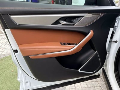 2024 Jaguar F-PACE P250 R-Dynamic S