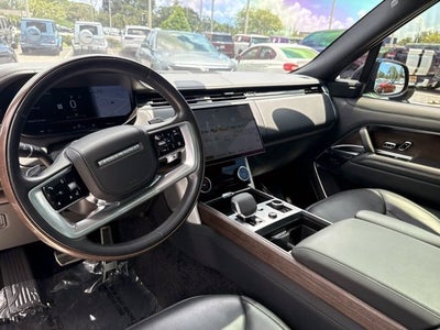 2023 Land Rover Range Rover SE