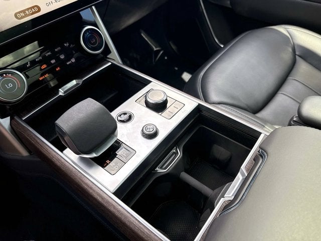 2023 Land Rover Range Rover SE