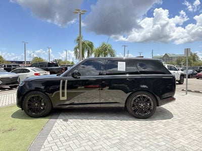 2023 Land Rover Range Rover SE