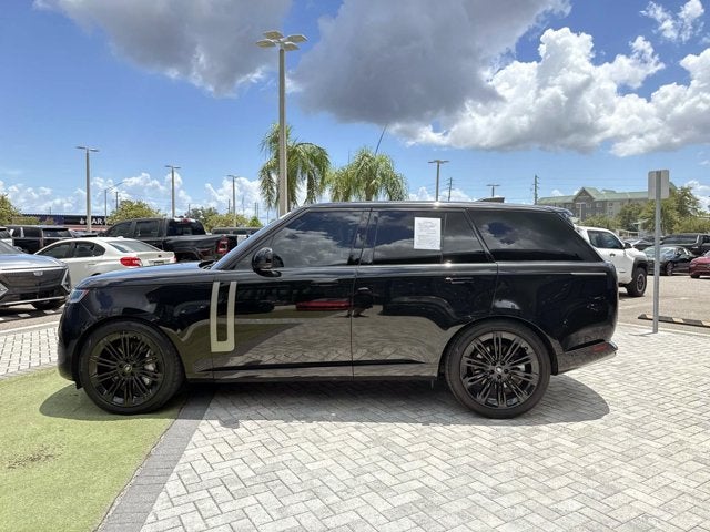 2023 Land Rover Range Rover SE