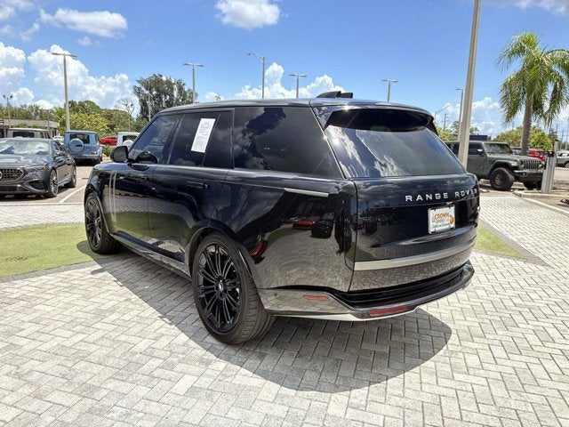 2023 Land Rover Range Rover SE