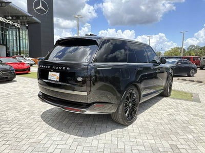 2023 Land Rover Range Rover SE