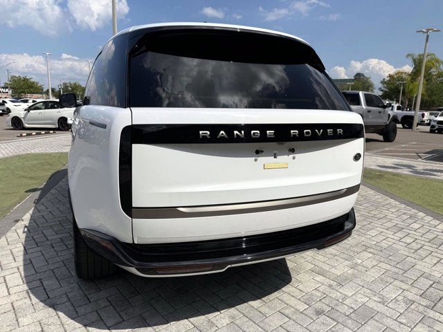 2023 Land Rover Range Rover SE