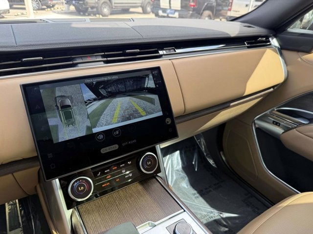 2023 Land Rover Range Rover SE