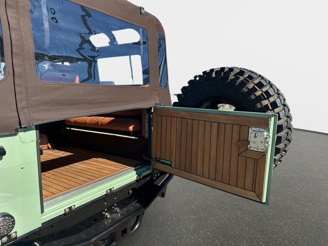 1999 Land Rover Defender 90 Base