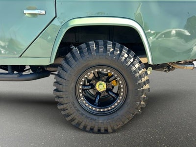 1999 Land Rover Defender 90 Base