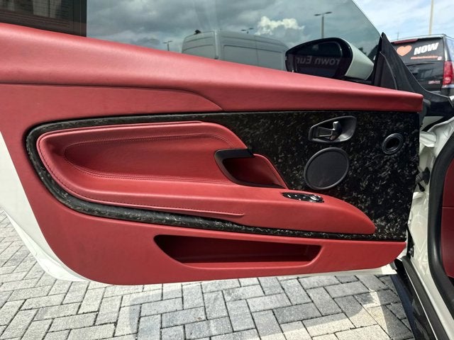 2018 Aston Martin DB11 Base