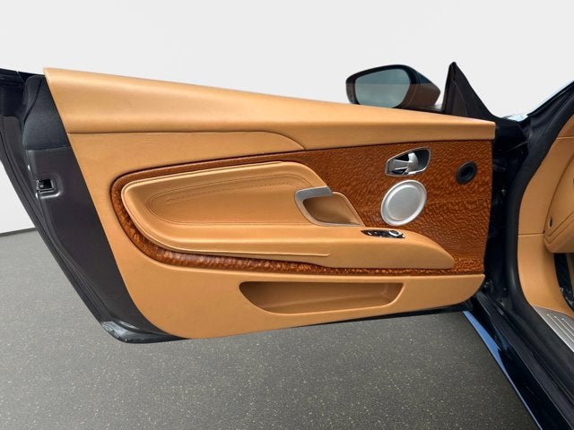 2017 Aston Martin DB11 Base