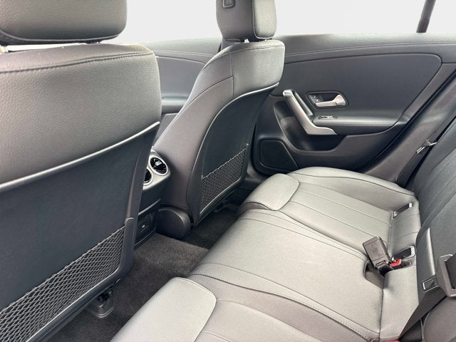 2025 Mercedes-Benz CLA 250