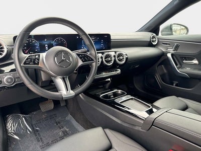 2025 Mercedes-Benz CLA 250