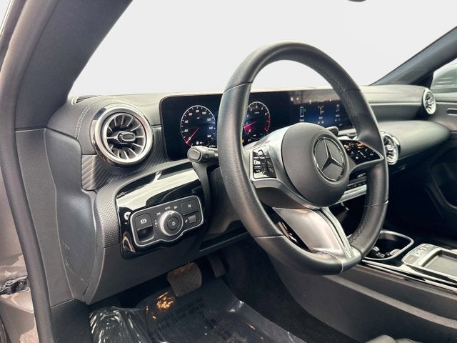2025 Mercedes-Benz CLA 250