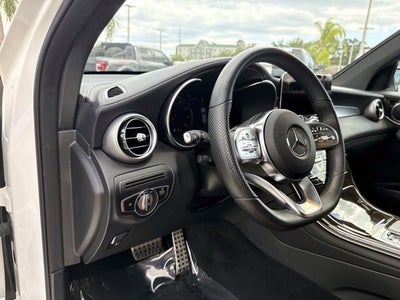 2022 Mercedes-Benz GLC 300